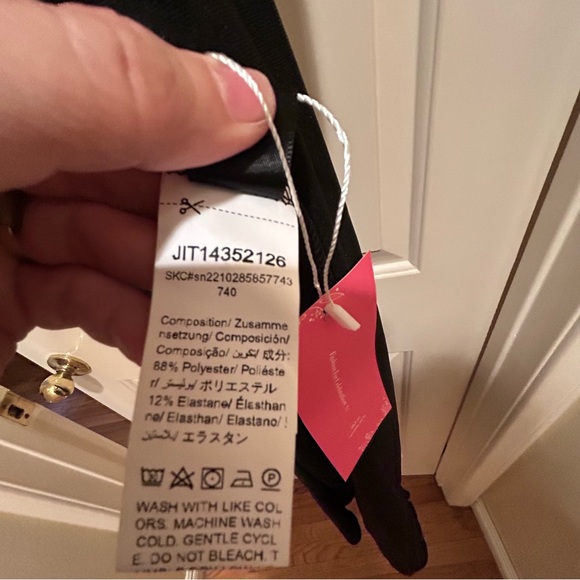 Dress- NWT SHEIN black one shoulder long dress size xs - Picture 2 of 5